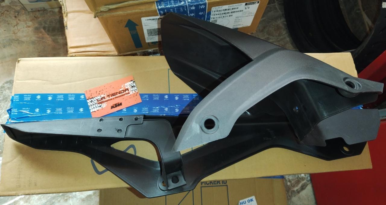 Guardacadena Bajaj Dominar 250 - La Tienda